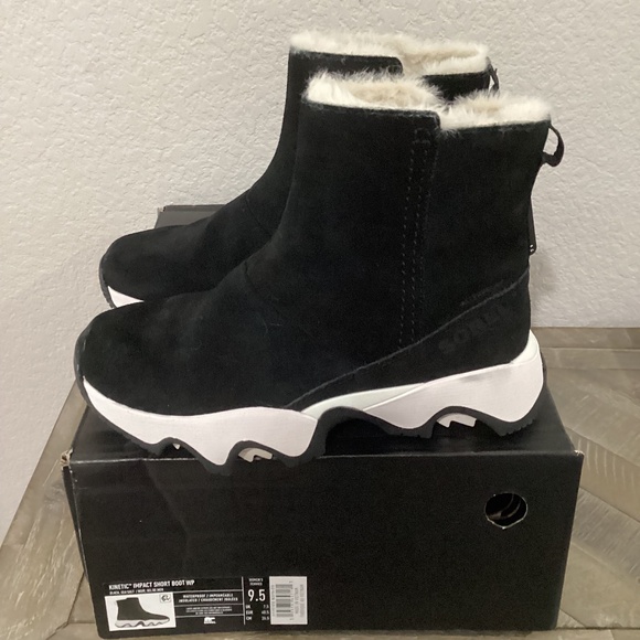 Sorel Women's Kinetic Impact Short Booties, size 9.5 - Picture 1 of 8
